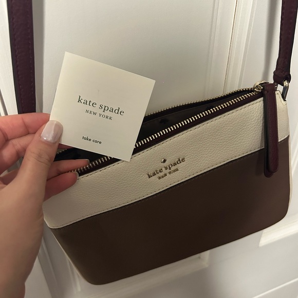 Kate spade cross body bag - Picture 7 of 11